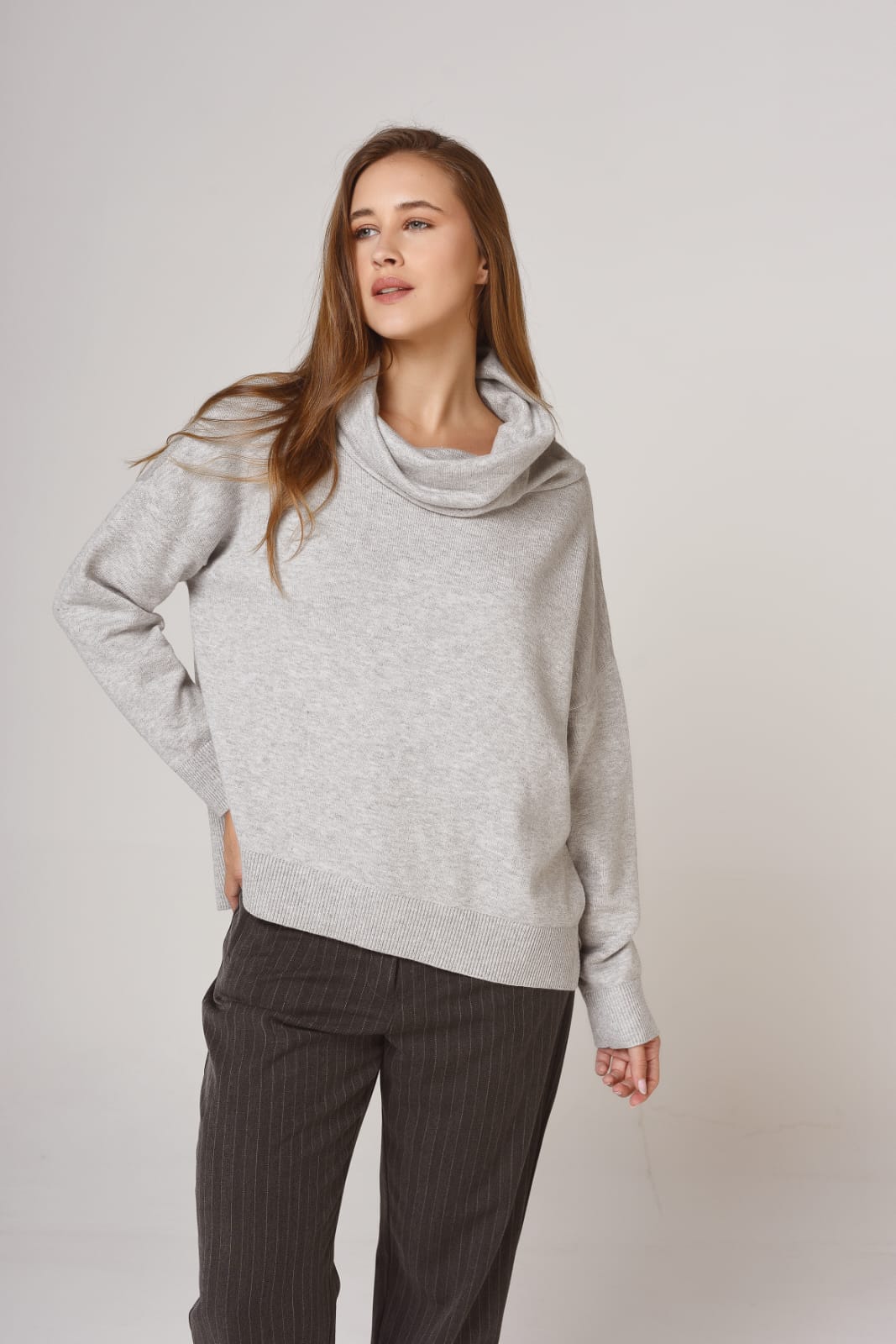 Poleron Relieve gris claro